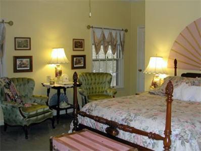Beland Manor Inn Fort Smith Szoba fotó